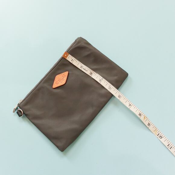 Mz Wallace Black Zipper Top Nylon Mini Costmetic Bag Red Lining - Picture 6 of 6